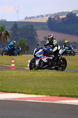 Curso de pilotagem em grupo (8)